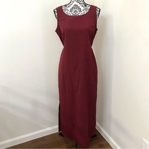 Kathie Lee Women Burgundy Seleeveless Split Dress size 10
